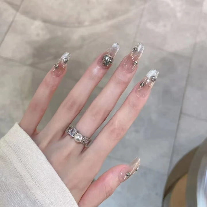 Decorative Press-On Nail Art with Glimmering Accents Kalsten
