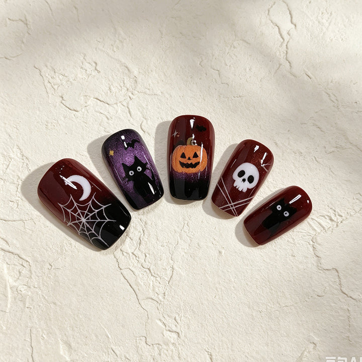 Halloween-Themed Press-On Nail Art Kalsten