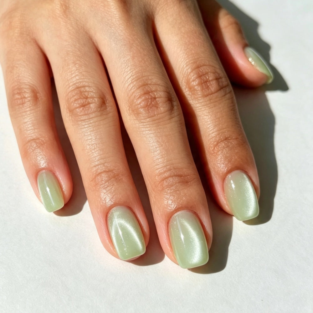 Artifici Nails with Elegant Satin Finish and Modern Design Kalsten