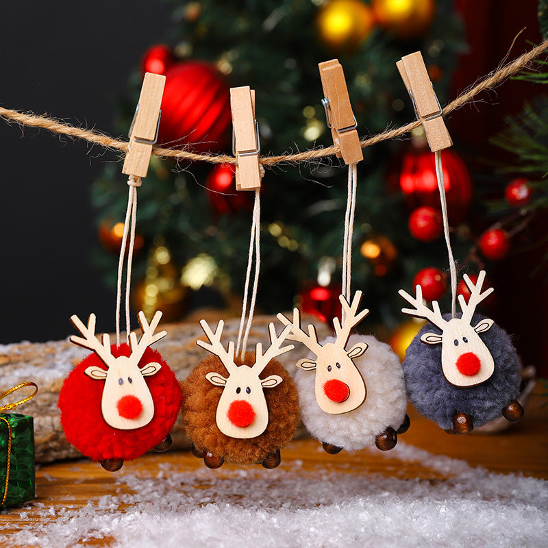 Festive Reindeer Decoration Figure Kalsten