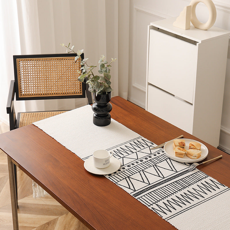 Handwoven cotton table runner Kalsten