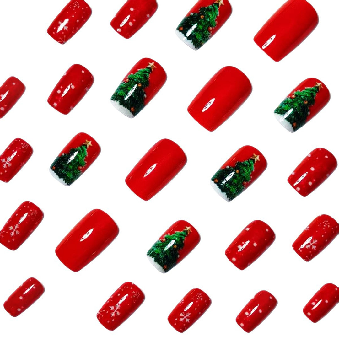 Artificial nails in festive Christmas design Kalsten