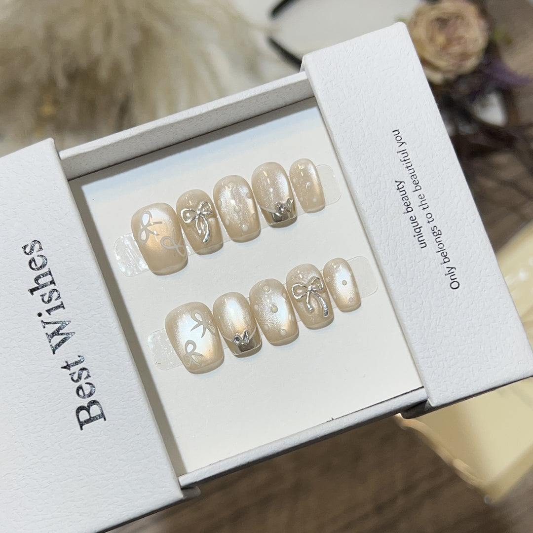 Elegant Bow-Embellished Press-On Nail Art Set Kalsten