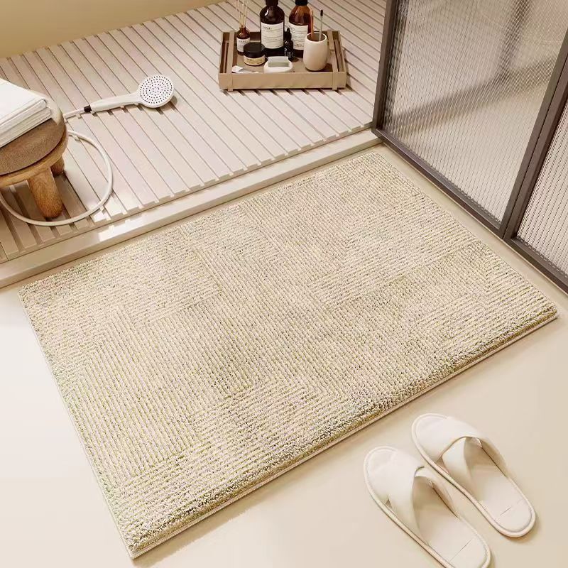 Plush Absorbent Bath Mat