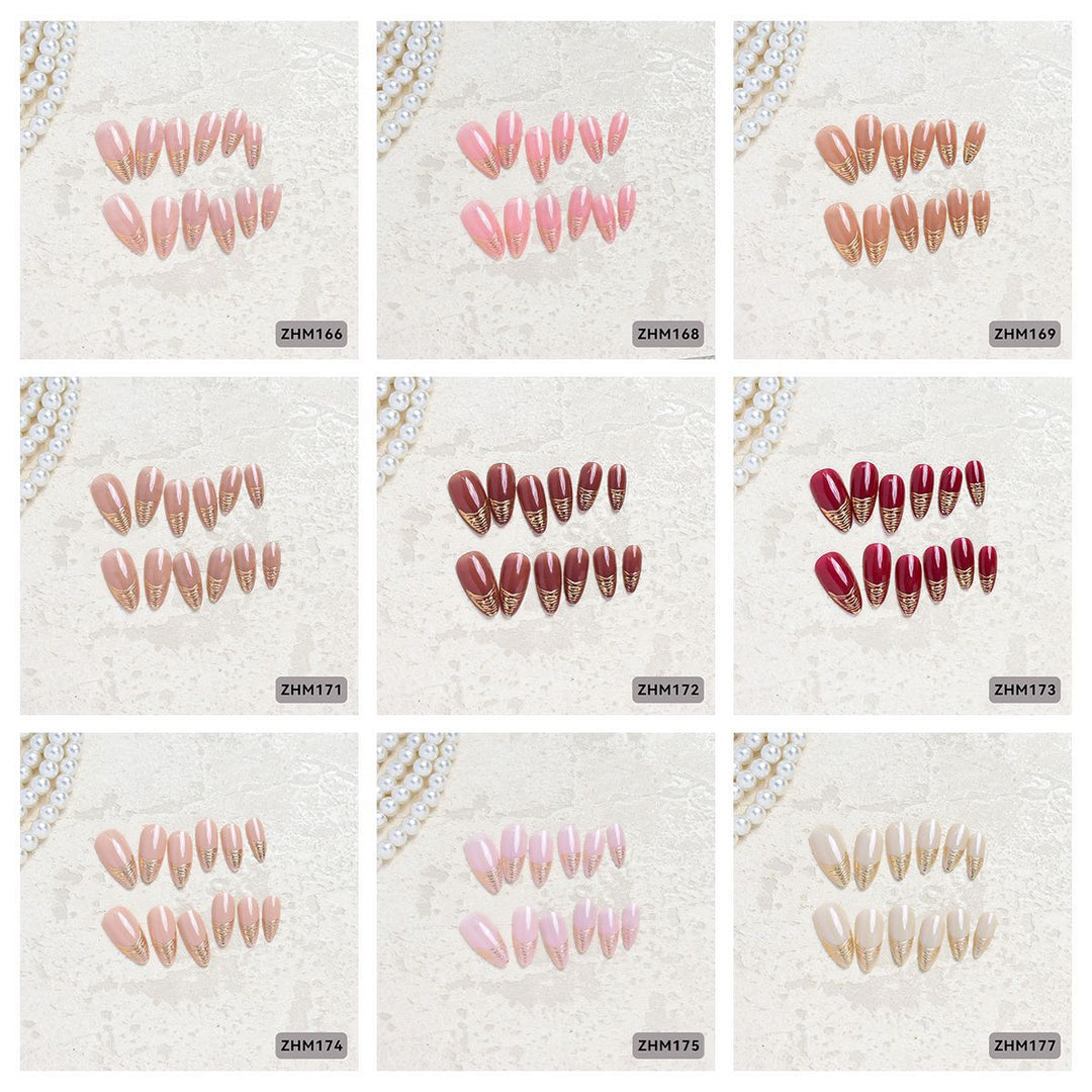 Elegant Press-On Nail Tips with Gold Detailing Kalsten