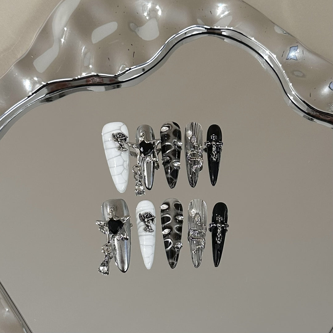 Creative Gothic-Themed Press-On Nails