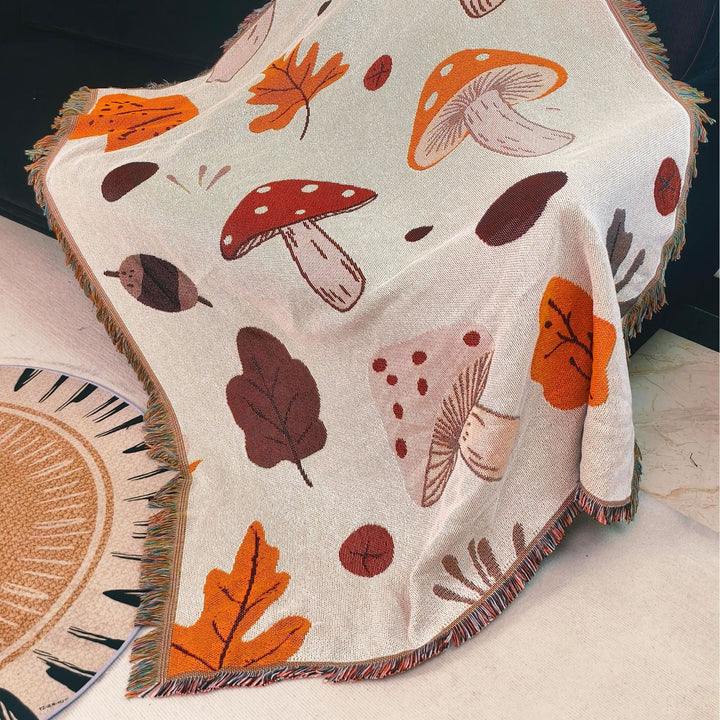 Decorative Pet-Themed  Blanket