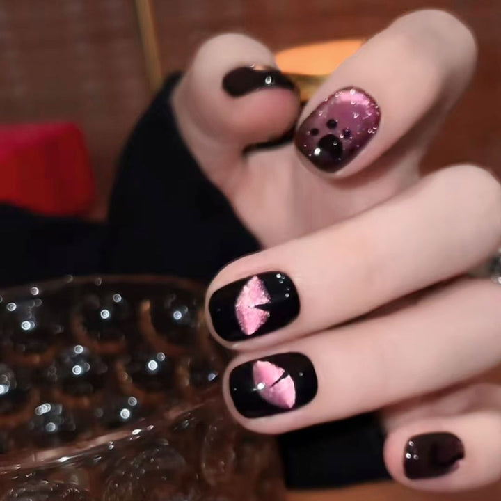 Cute Character Press-On Nail Art Set Kalsten