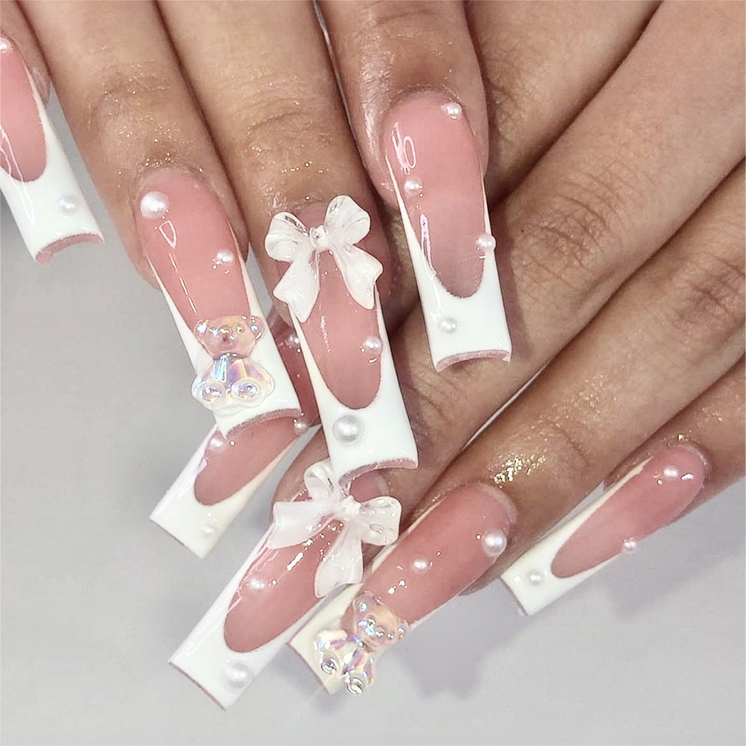 Decorative Press-On Nail Extensions with Floral Accents Kalsten