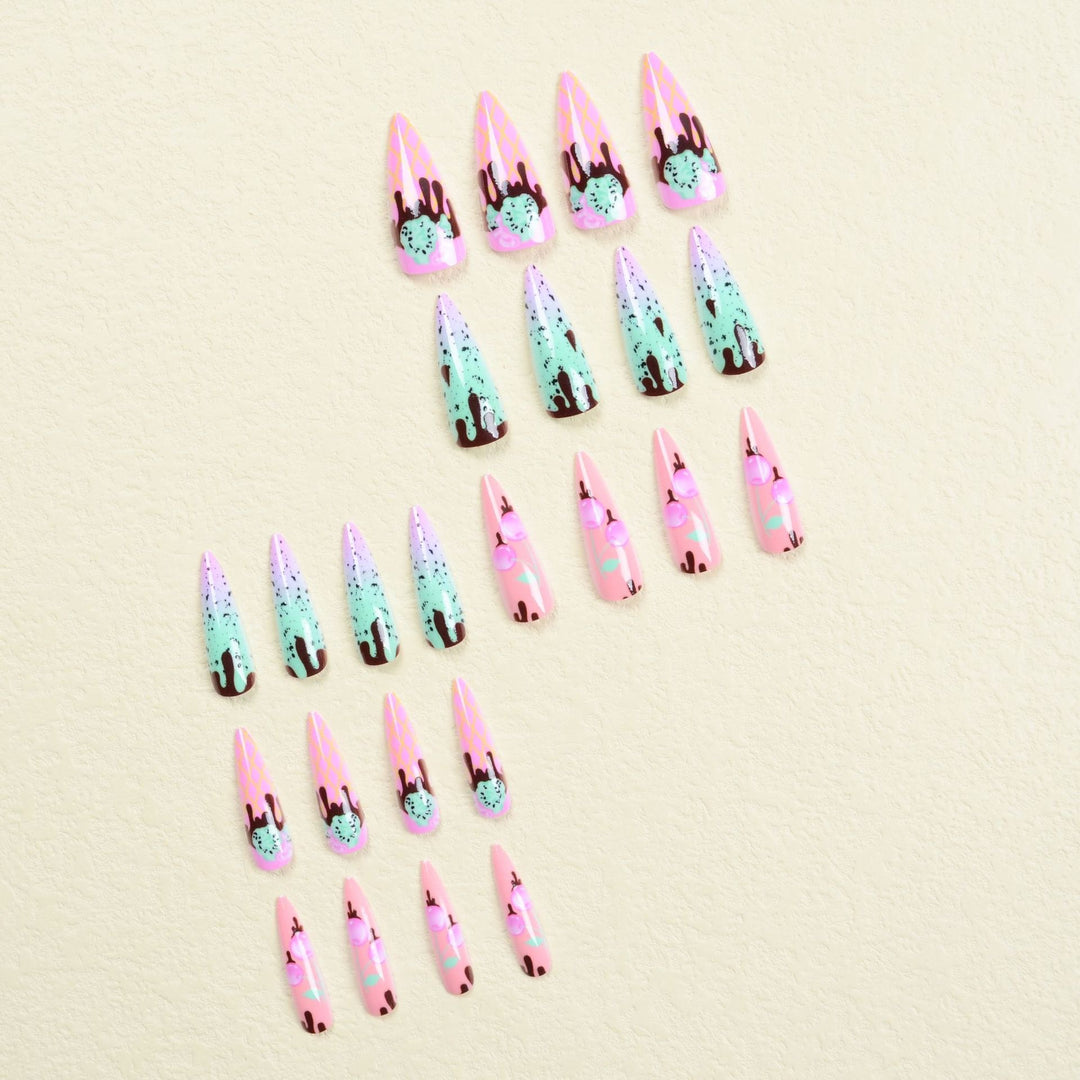 Nail art set with playful ice cream design Kalsten