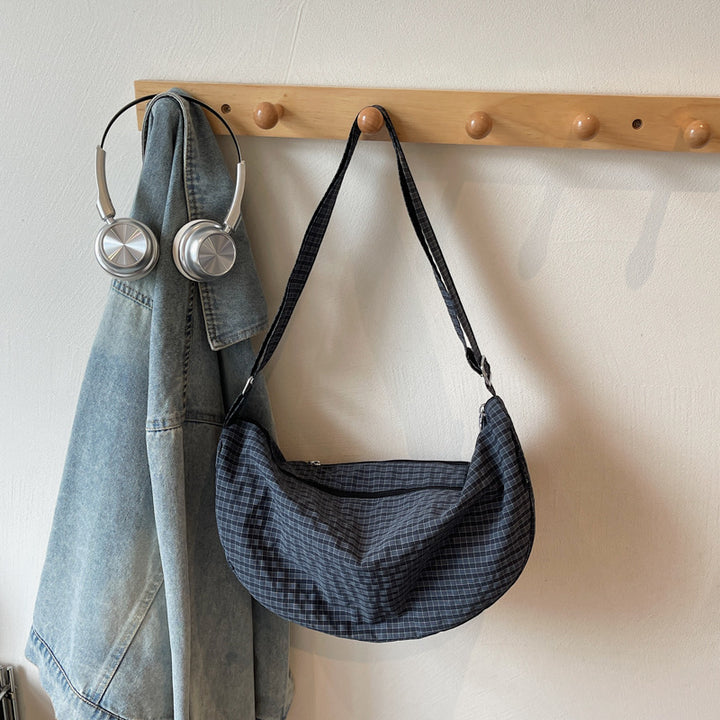 Fashionable Textured Hobo Bag