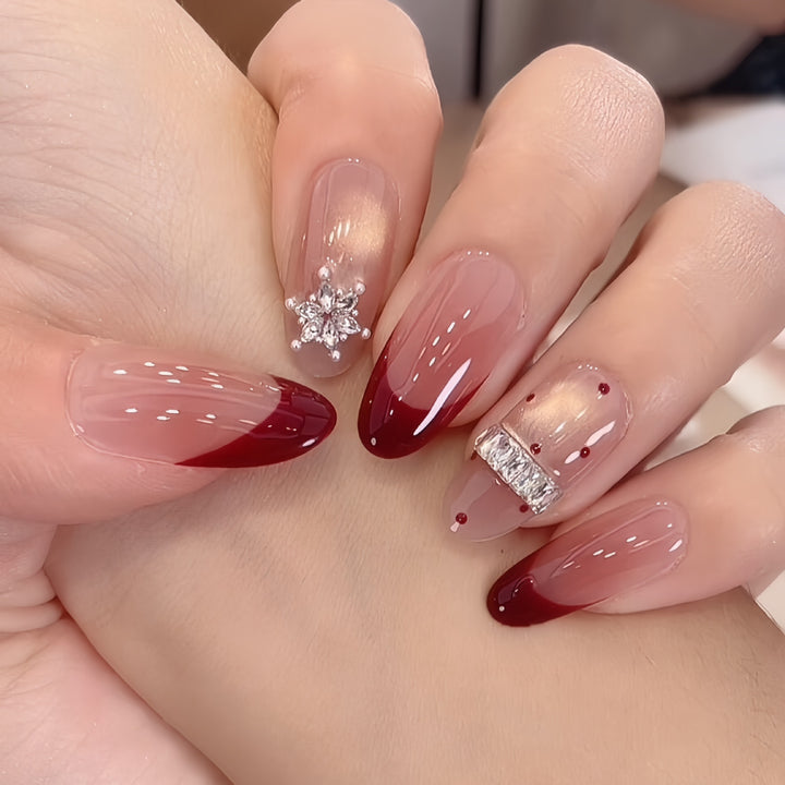 Artificial nails with festive design and rhinestone details Kalsten