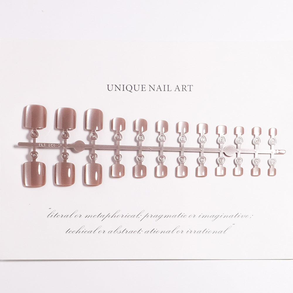 Unique Press-On Nail Art Kalsten