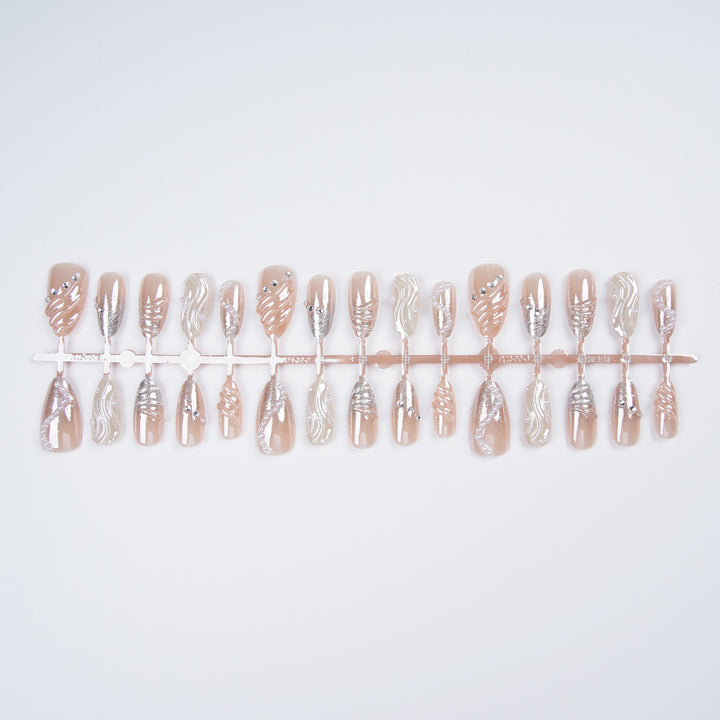 Elegant Rhinestone Artificial Nails Kalsten