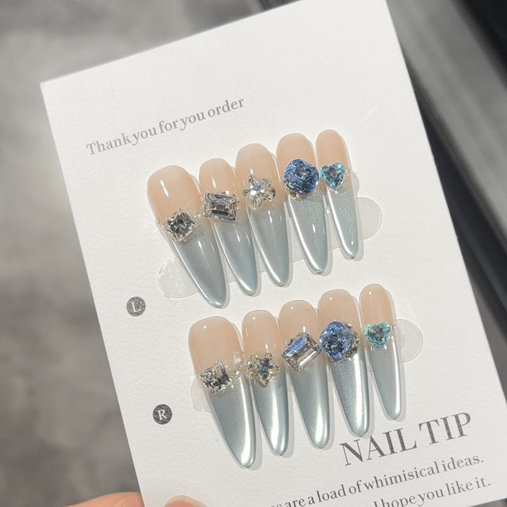 Glamorous artificial nails with sparkling stones Kalsten