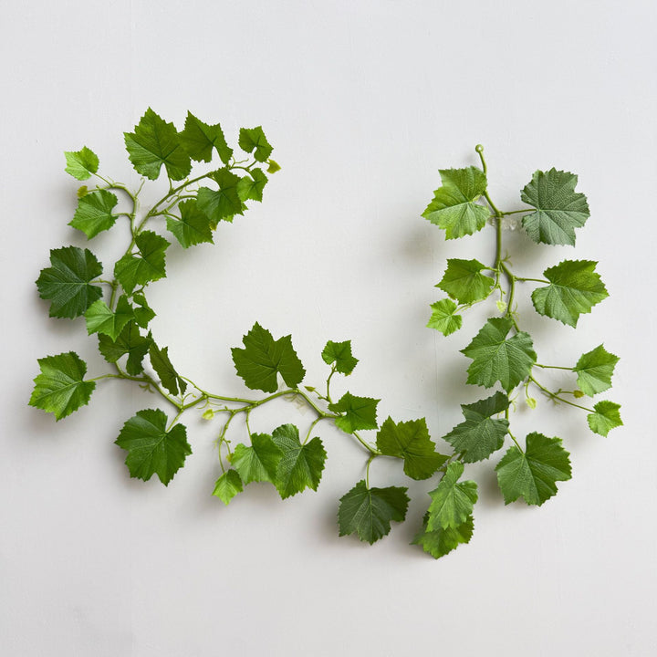 Lush Greenery Decorative Vine
