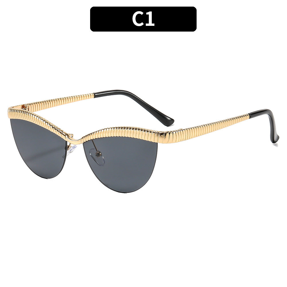 Stylish Geometric Cat-Eye Sunglasses