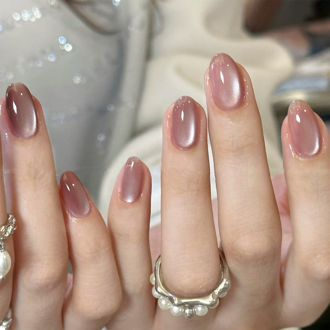 Elegant Nail Art with Shimmering Ombre Effect Kalsten