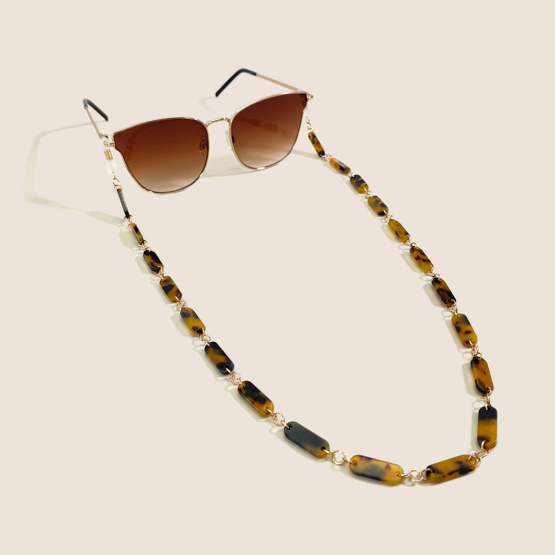 Fashionable Statement Eyewear Chain Kalsten