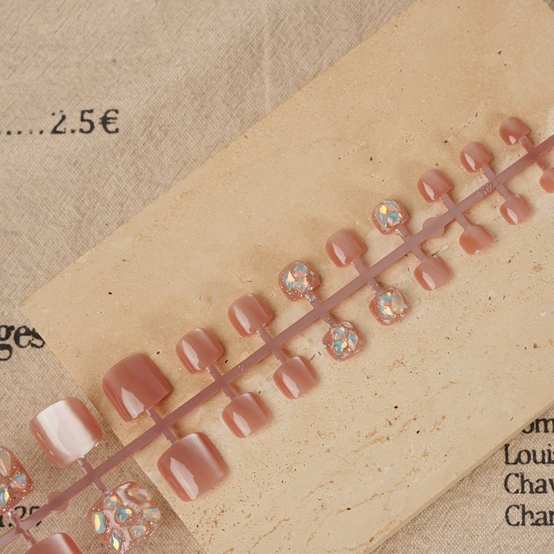 Elegant Press-On Nail Art Set with Gem Accents