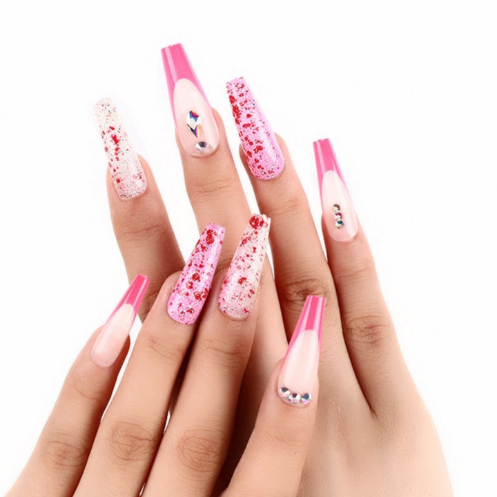 Glamorous artificial nails with glitter accents Kalsten