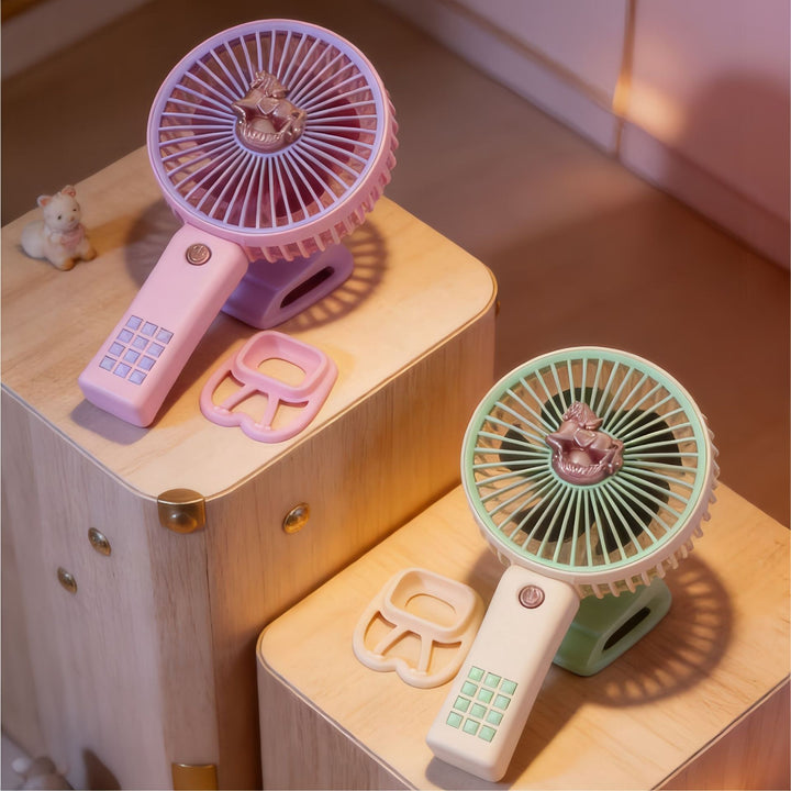 Portable handheld fan with nostalgic horse motif Kalsten