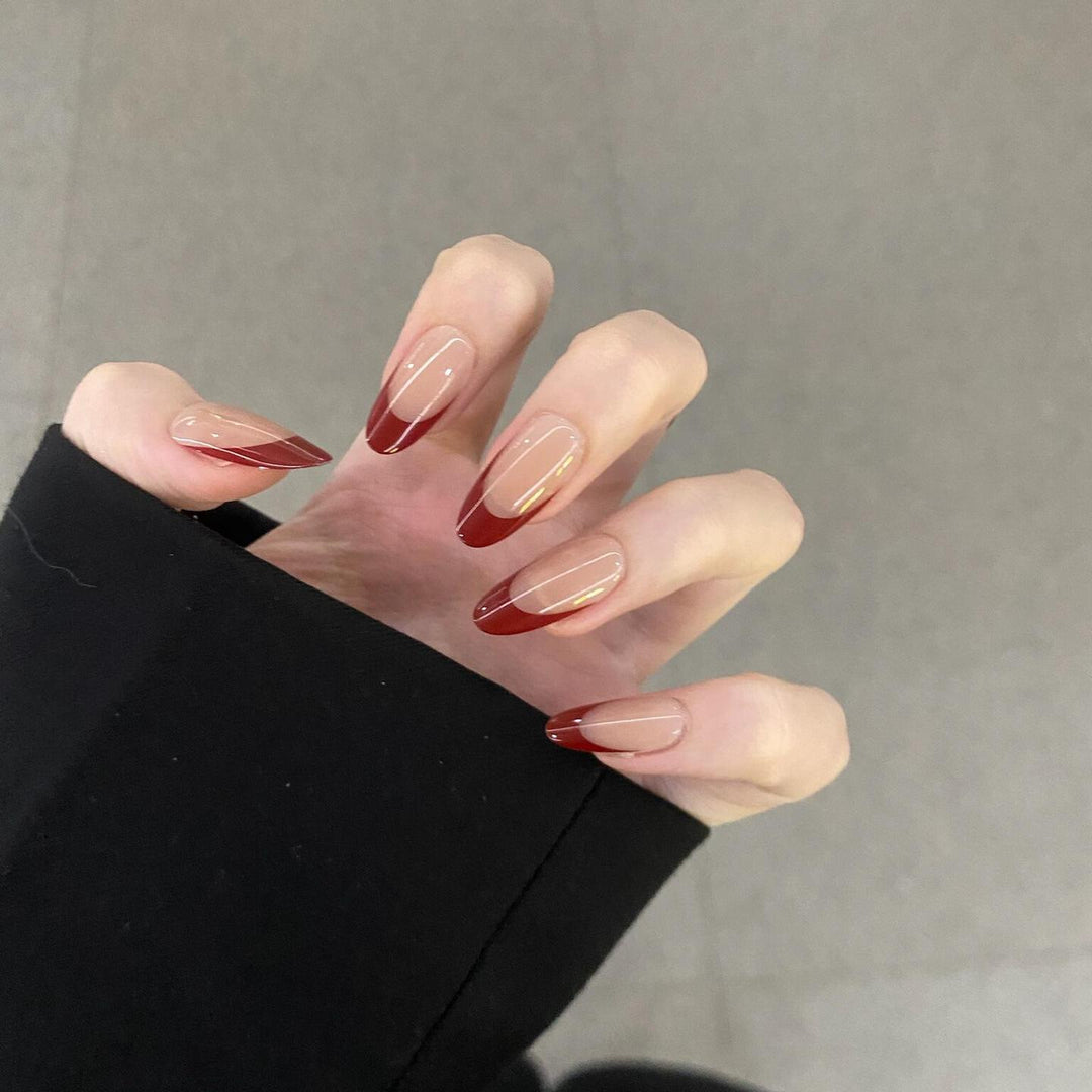 Elegant artificial nails with modern gradient effects Kalsten