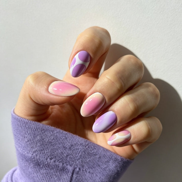 Artistic Glossy Press-On Nail Set with Decorative Abstract Patterns Kalsten