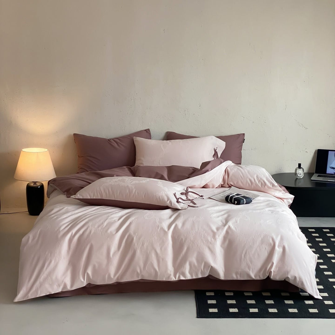 Elegant cotton satin bedding set with reversible function and ties