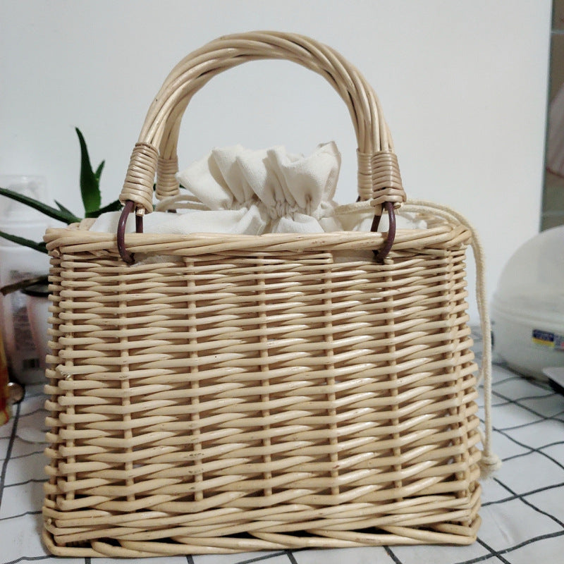 Women’s handbag with pearl chain Kalsten