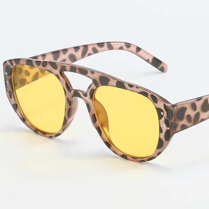 Women's Stylish Sunglasses in Trendy Leopard Print Kalsten