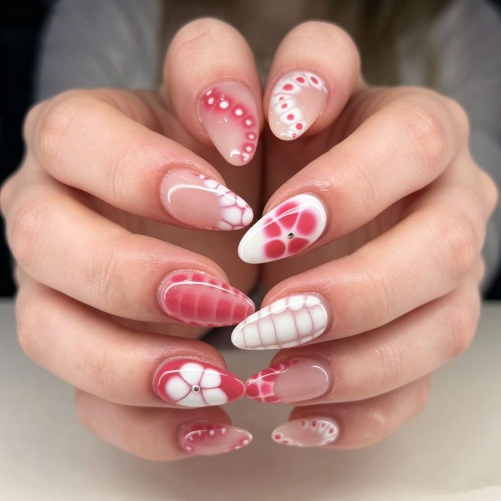 Artificial Nail Tips with Exciting Design and Elegant Accents Kalsten