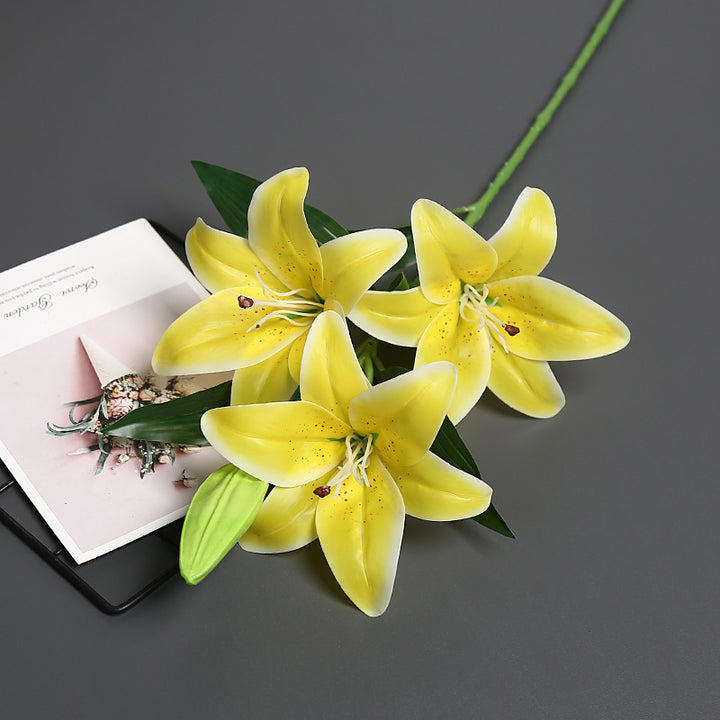 Lifelike Artificial Lily Bouquet