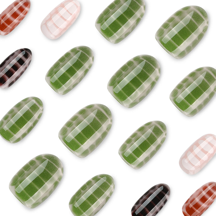 Artful nail art with creative patterns Kalsten