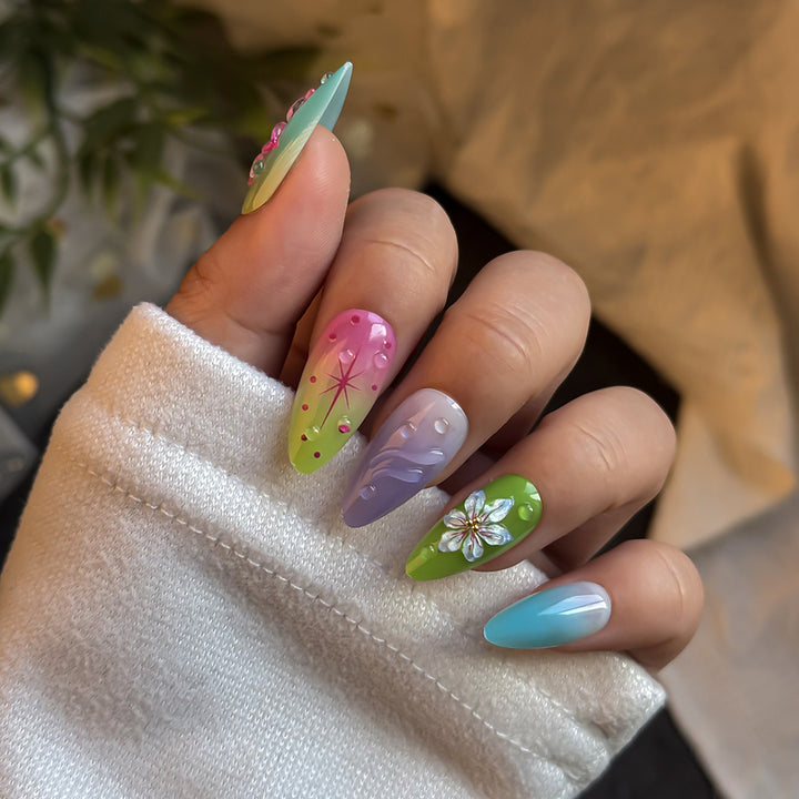 Artistic Floral-Embellished Press-On Nail Set Kalsten