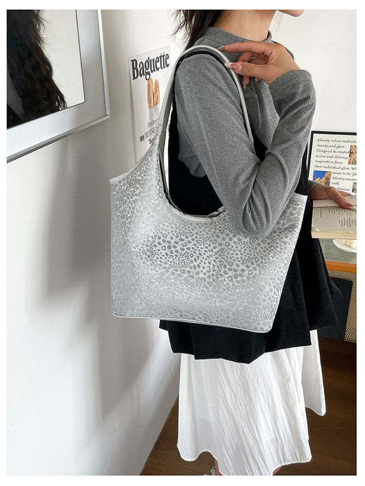 Spacious Leopard Print Shoulder Tote
