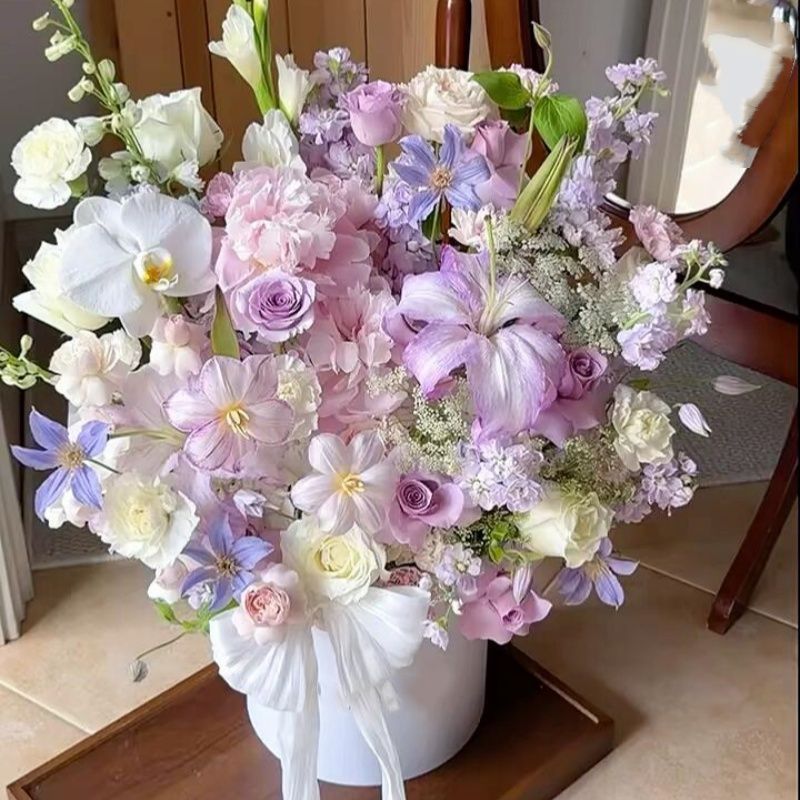 Decorative Floral Arrangement with Stylish Vase