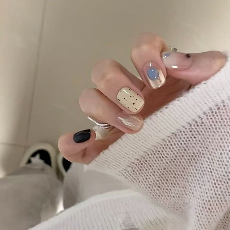 Artistic Heart Pattern Nail Art Extensions Kalsten