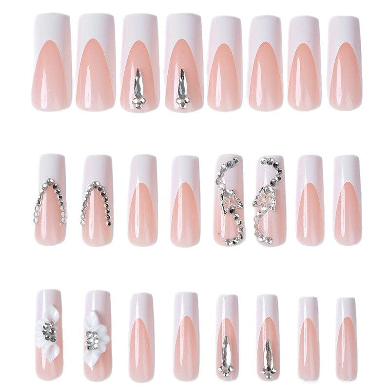 Nail set with elegant design and glitter accents Kalsten