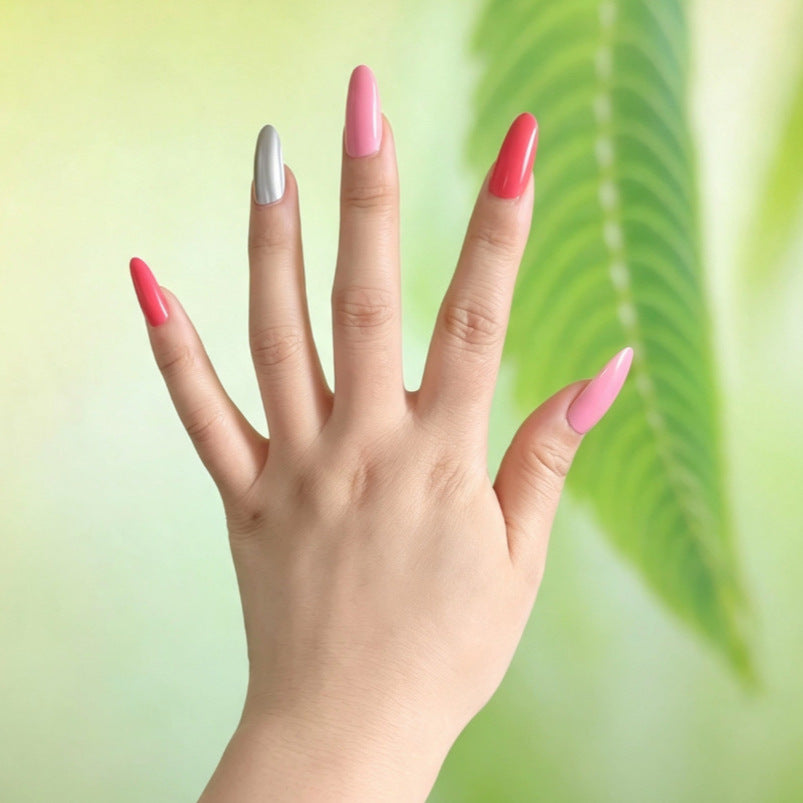 Artistic Almond-Shaped Press-On Nails Set with Metallic Accents Kalsten