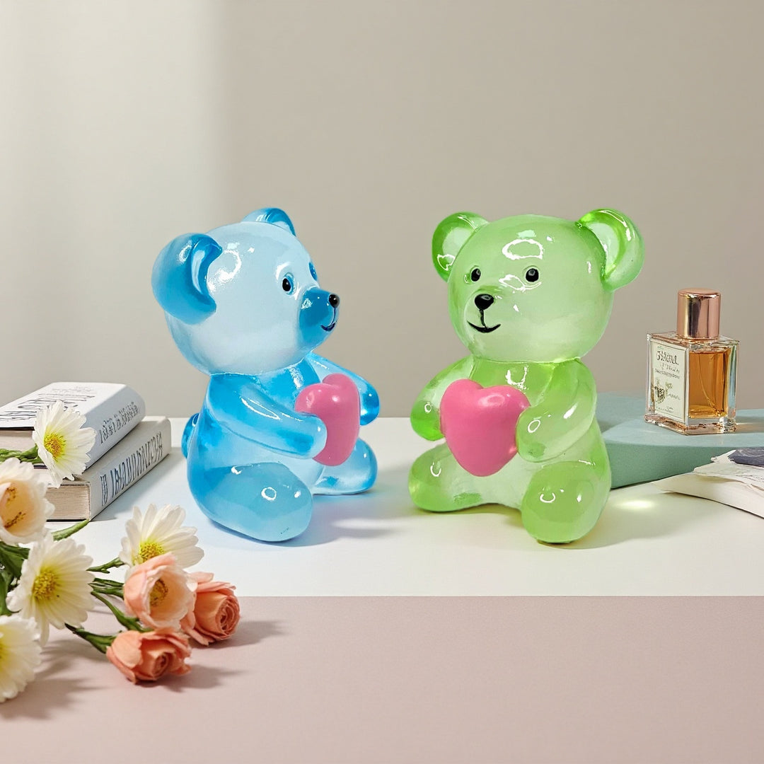 Decorative bear figure with heart Kalsten