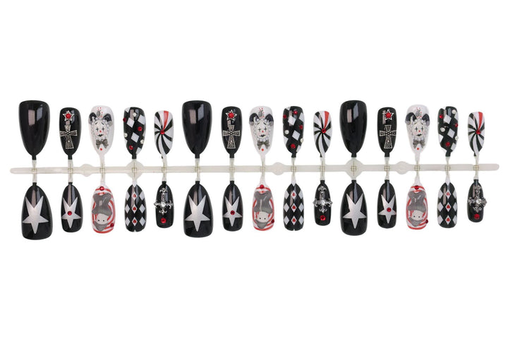 Nail art set with creative Halloween motifs and elegant accents Kalsten