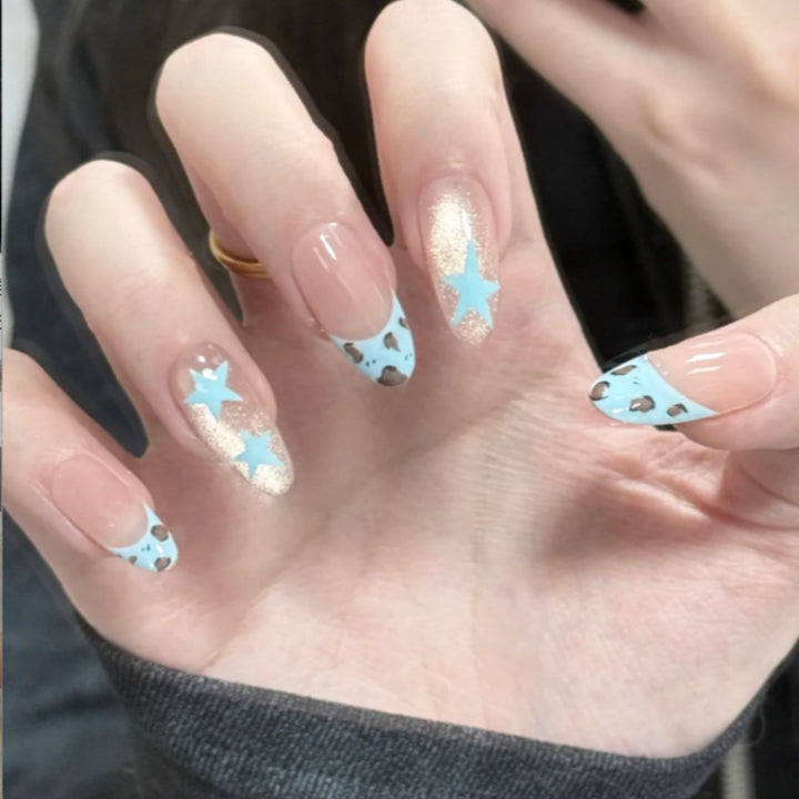 Thematic Press-On Nail Set with Star and Animal Print Kalsten