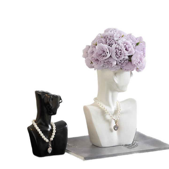 Decorative Sculpture Kalsten