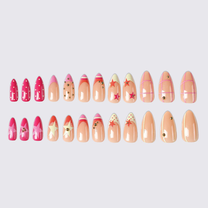 Glamorous artificial nails with creative design and golden accents Kalsten
