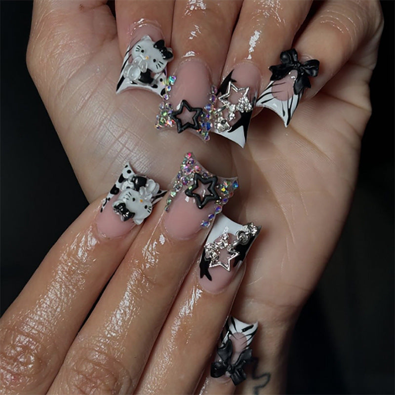 Artful nail extensions with trendy 3D applications Kalsten