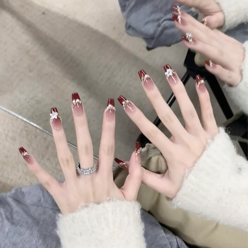 Glamorous Nail Designs Kalsten
