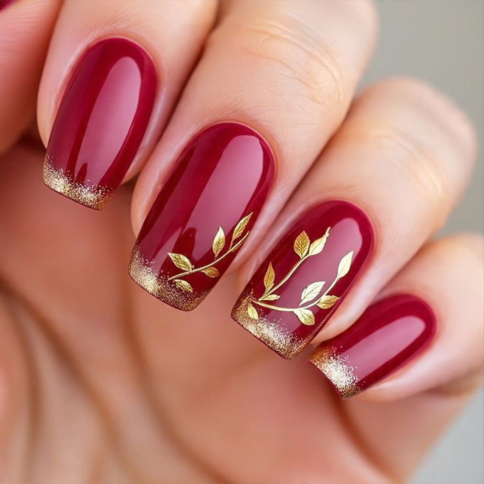 Artificial nails with golden leaf patterns Kalsten
