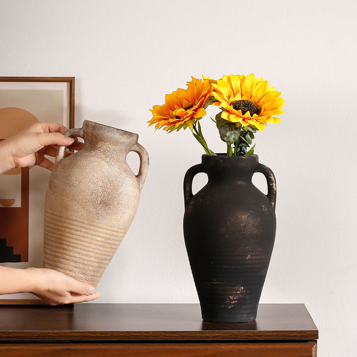 Handcrafted ceramic vase Kalsten