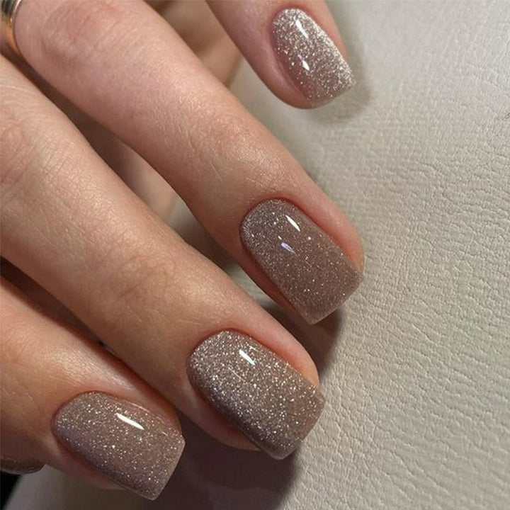 Glamorous Glittering Press-On Nails Kalsten